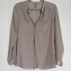H&M Long Sleeve Button-Up Dress Shirt